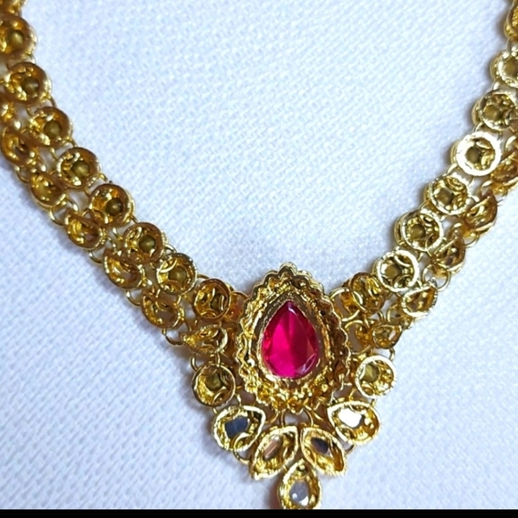 Gold Plated Hot Pink Choker Set with earrings - Picture 4 of 8
